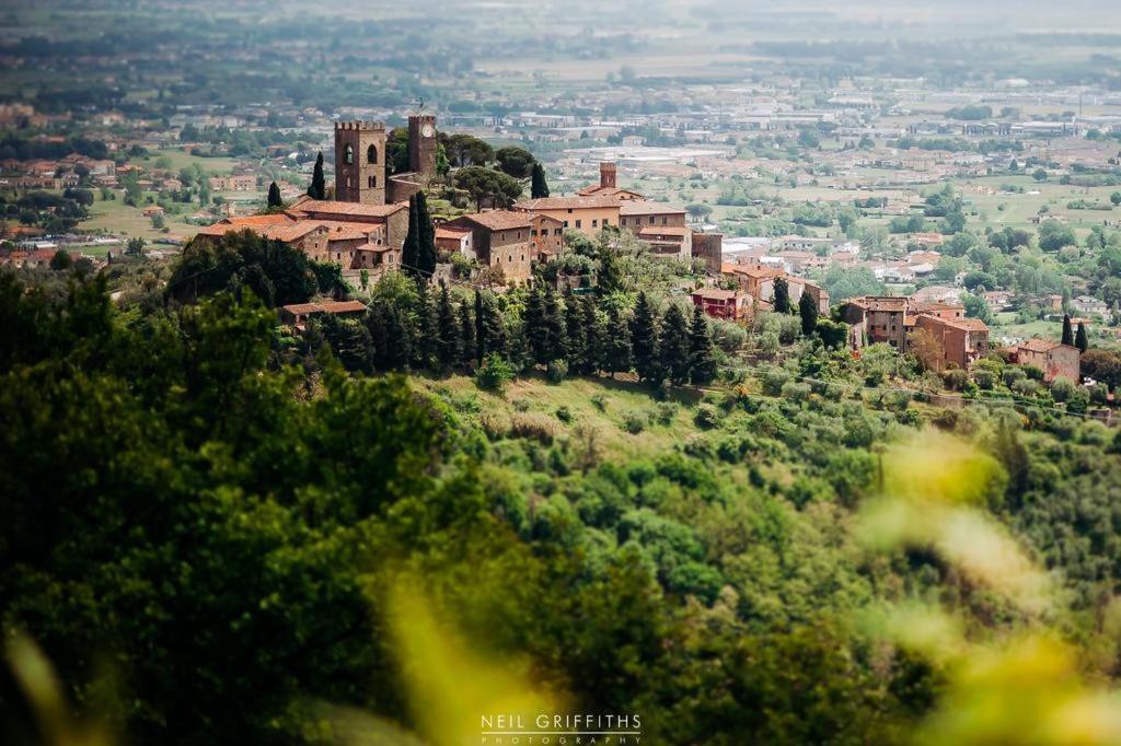La Magione Dei Todaro Борго а Буджано Екстериор снимка
